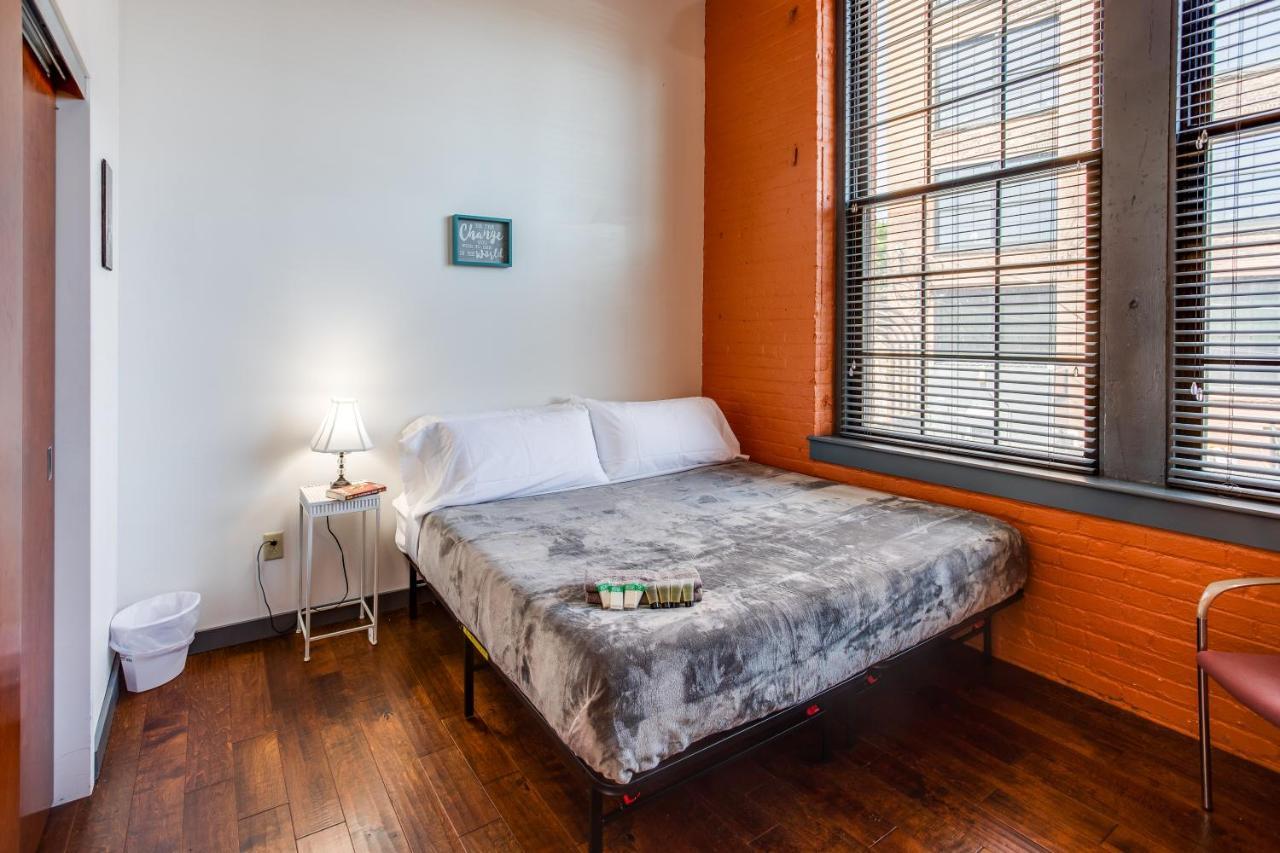 Appartamento Ny Style Centric Loft With King Bed By Park Ave Rochester Esterno foto