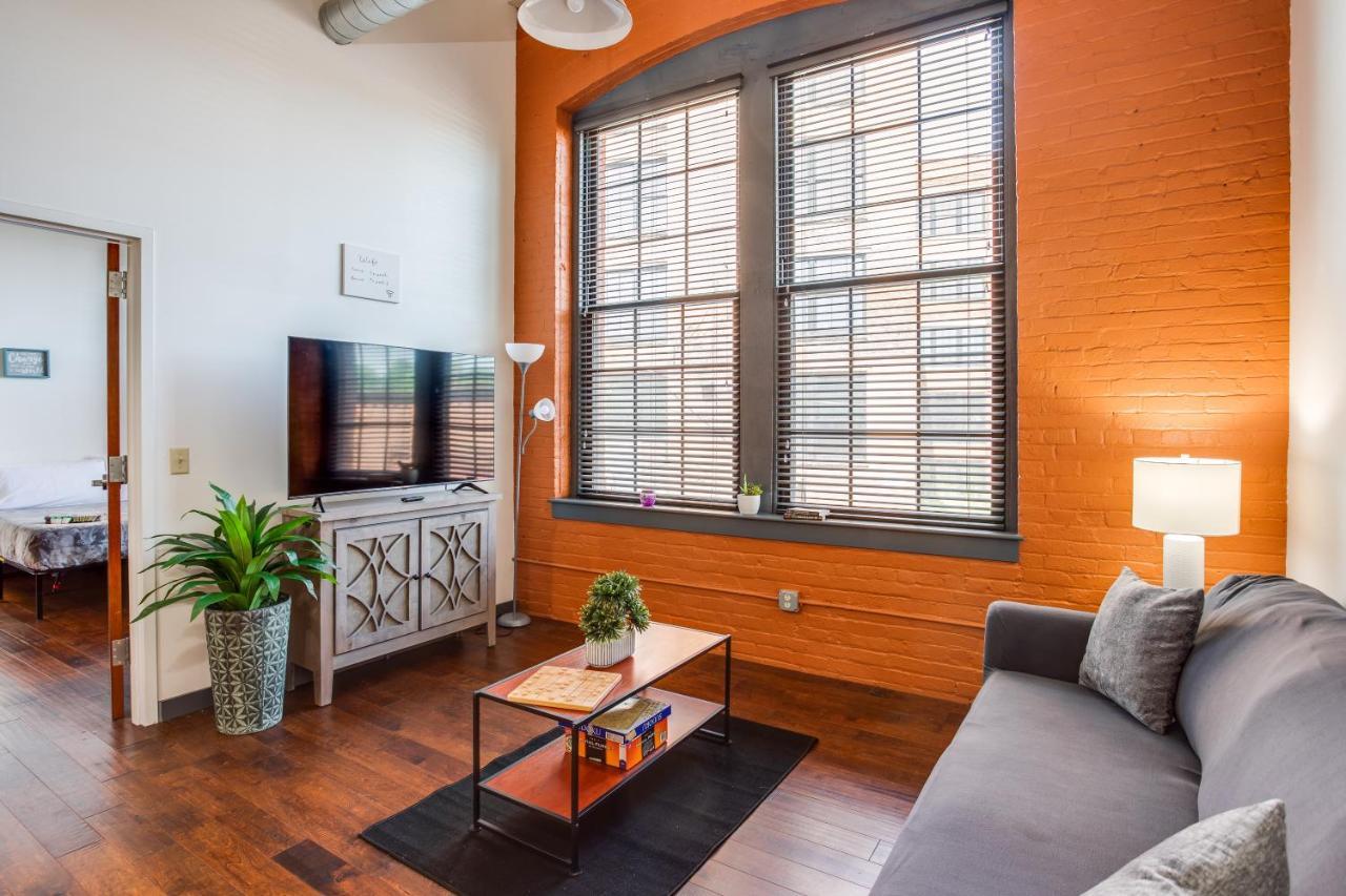Appartamento Ny Style Centric Loft With King Bed By Park Ave Rochester Esterno foto